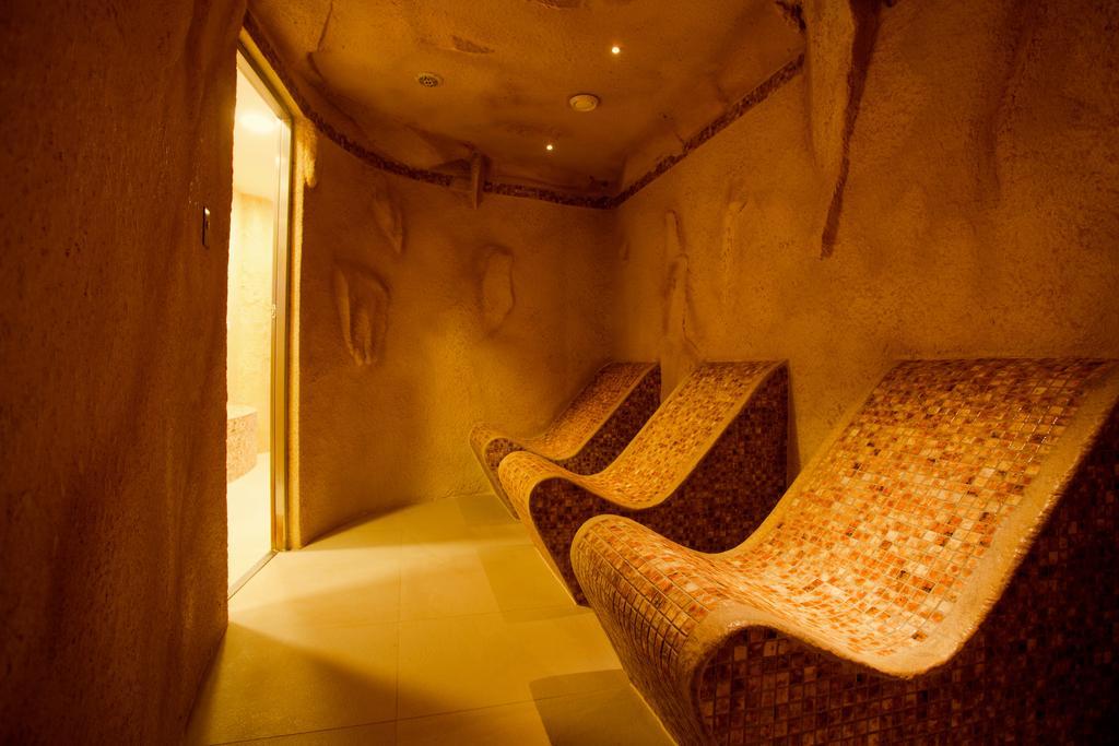 Hotel Ambiente Wellness & Spa Карловы Вары Экстерьер фото